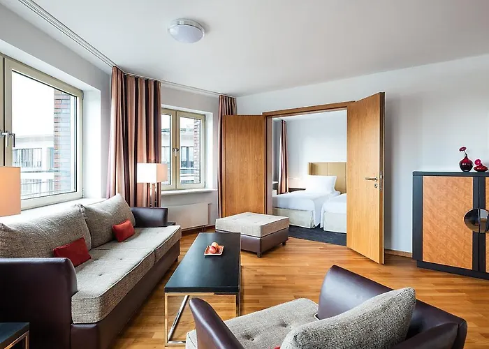 Main Plaza Tower Hotel 4*