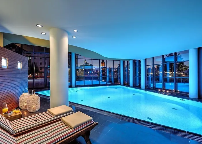 Otel Main Plaza Tower, Worldhotels Elite 4*