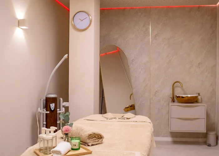 Main Plaza Tower, Worldhotels Elite 4*